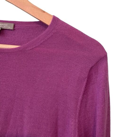 Neiman Marcus The Cashmere Collection Crewneck Long Sleeve Top in Size Medium - Picture 7 of 11
